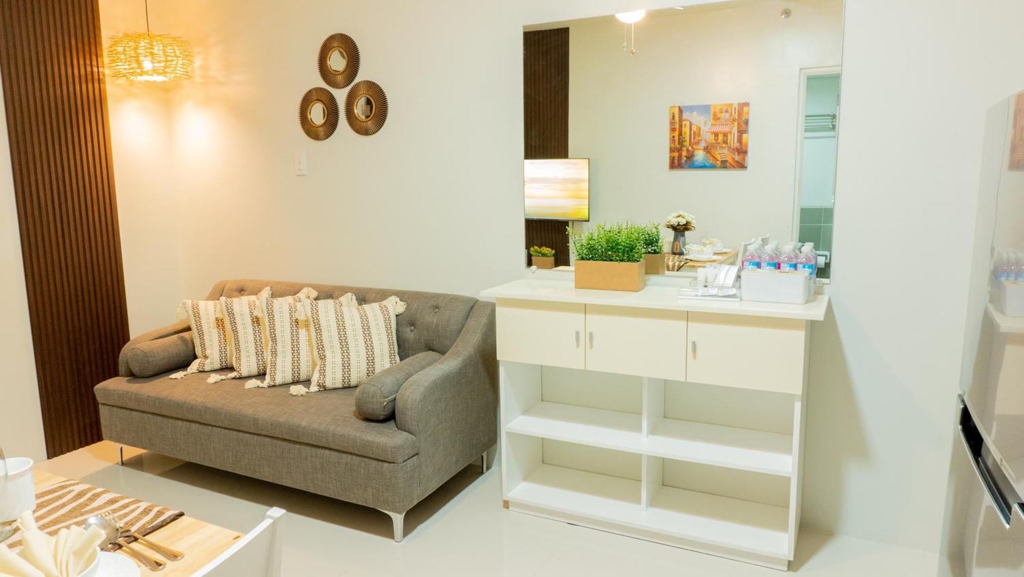 Palawan Modern Living In A Thoughtfully Designed Staycation Near Airport - B1 5Kunzite Puerto Princesa Exterior photo